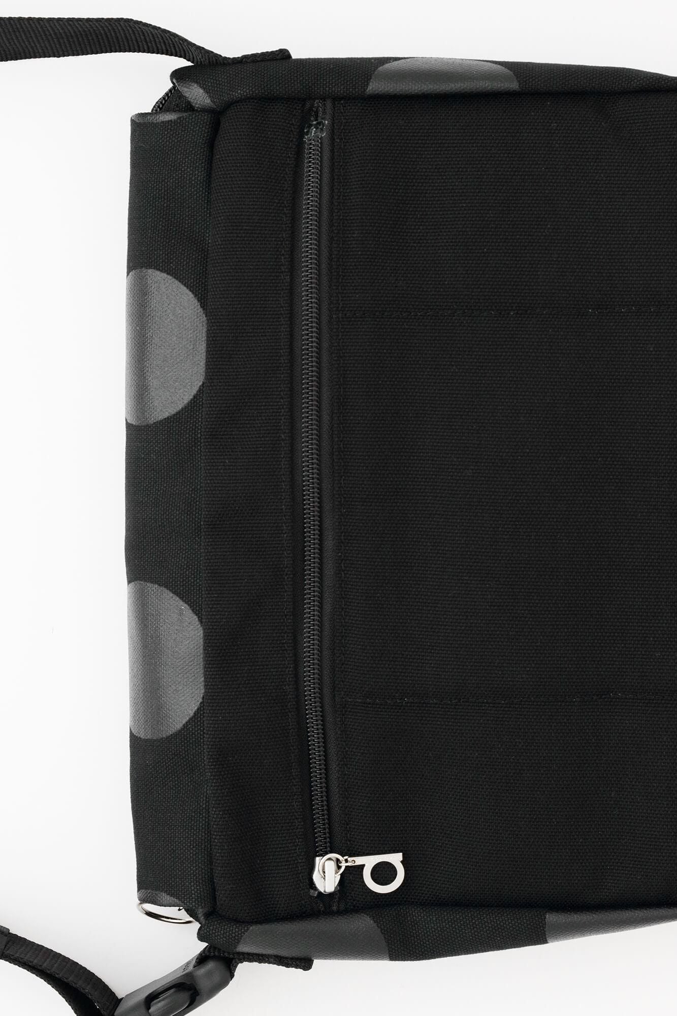 BIKE 斜揹包/MBP 黑色