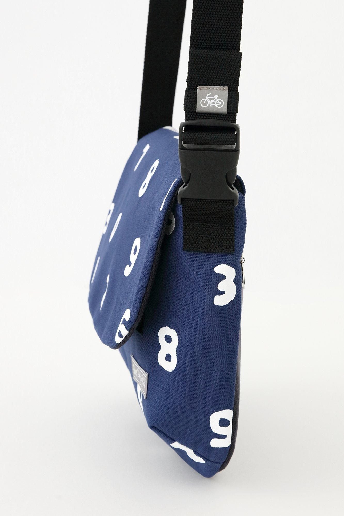 BIKE 斜背包/SO-SU-U十數 中 藏藍色
