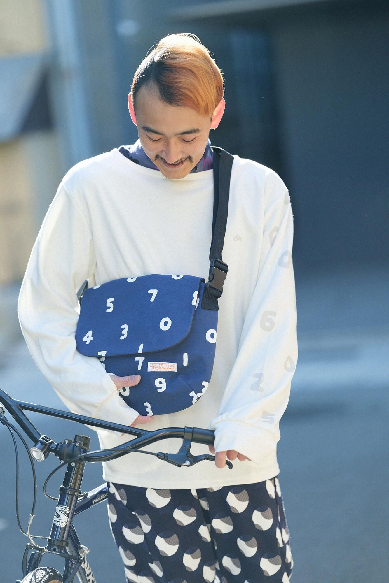 BIKE 斜背包/SO-SU-U十數 中 藏藍色