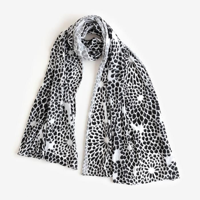 SOU · SOU × MOONBAT Scarf / Chrysanthemum Backlight