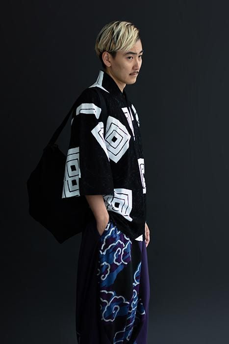 帆布 穏(はんぷ おだやか)/濡羽色(ぬればいろ)