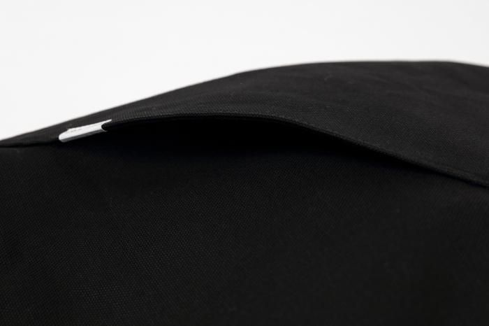 帆布 穏(はんぷ おだやか)/濡羽色(ぬればいろ)