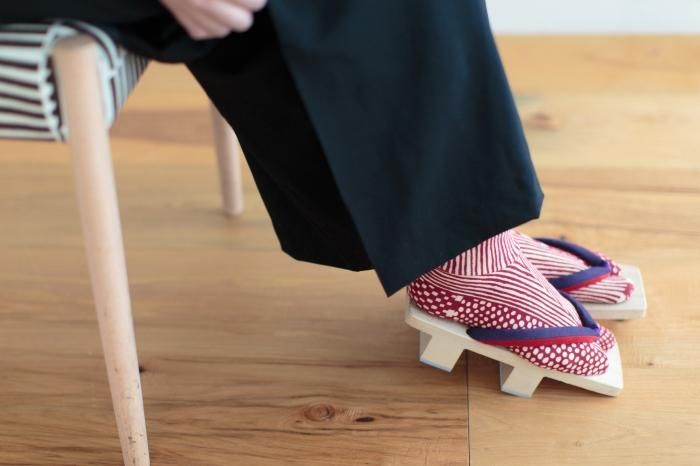 棉質圖案 彈性足袋襪/點線 小豆色 ※防滑襪底