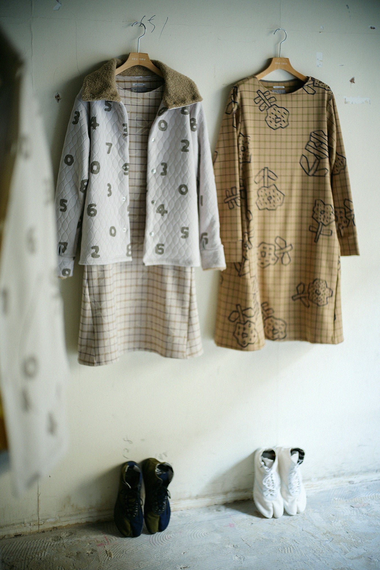 Soft Thermo(R) Fleece Lining Check BIKE One-piece Dress /Flower Seedling Scattered