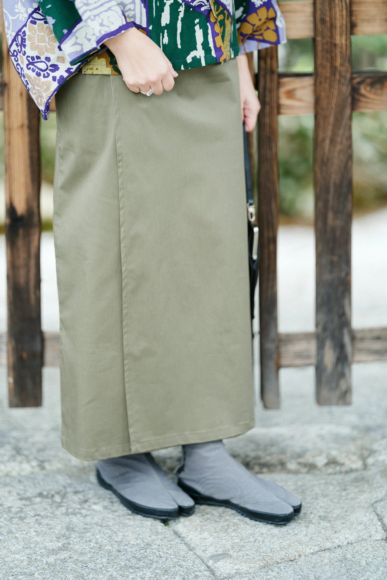 <b>Voraussichtlicher Versand Anfang März</b> Shin (しん) Hanf-Baumwoll-Mischung, Rachinengewebe, Koshiki / Farbe: Matsuumi (Miruiro)
