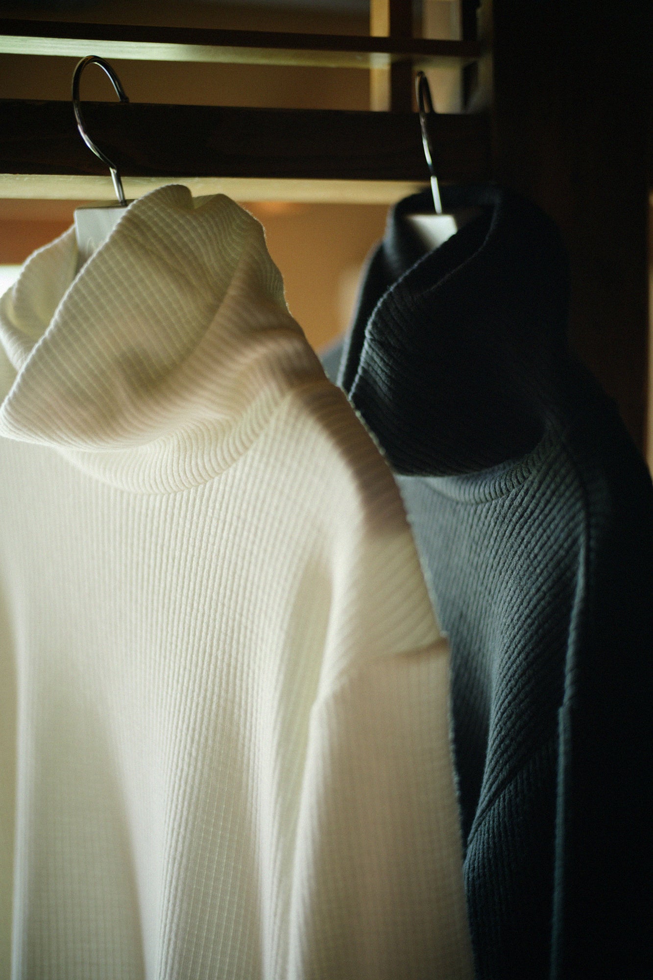 【預購】Soft Thermo(R) 羅紋針織 造型高領L/S長版上衣/白色(※預計於12月9日左右發貨)