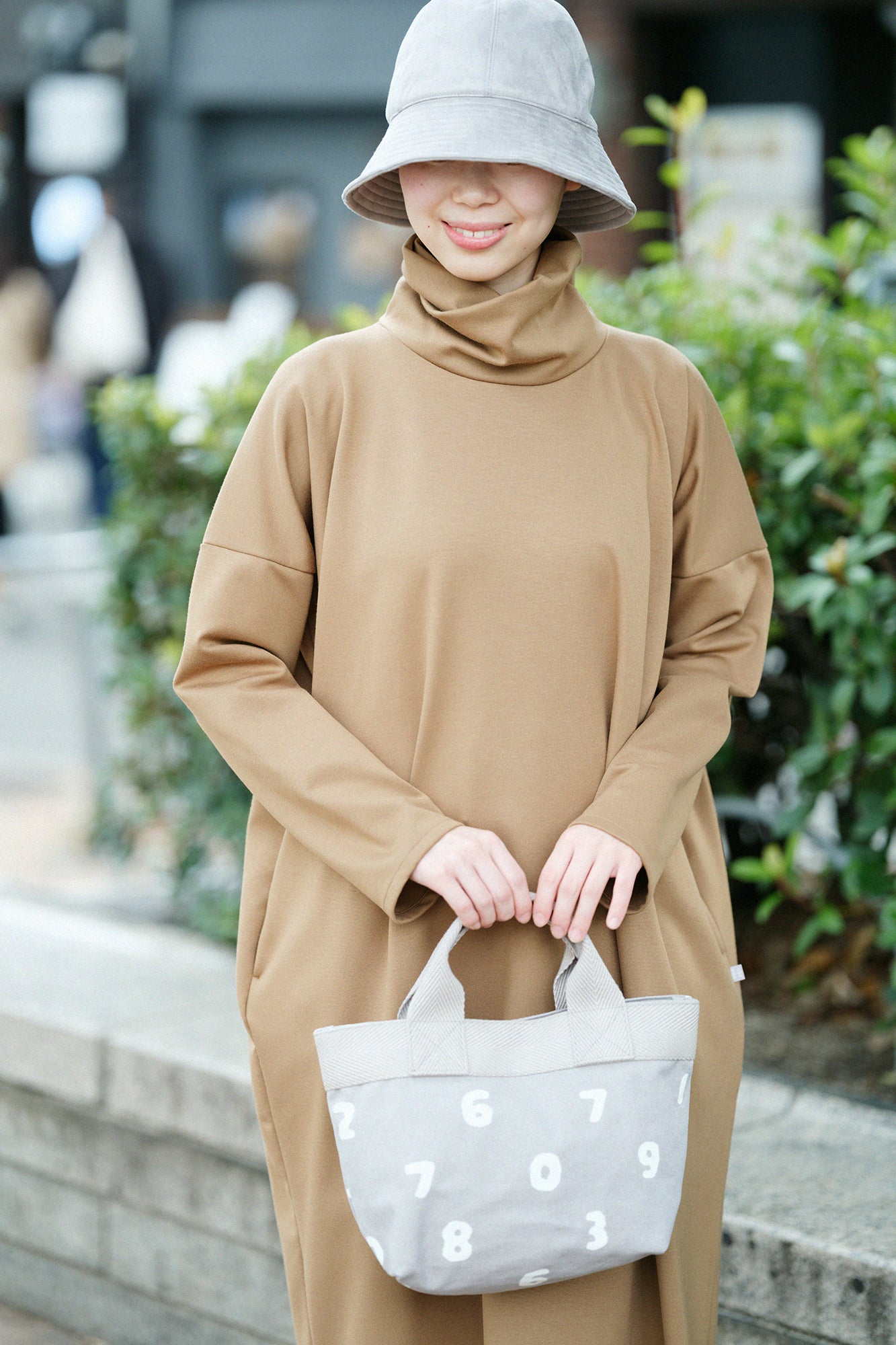 【Pre-order】Soft Thermo(R) Ponte Fabric Turtle Neck L/S One-piece Dress Maxi Length/Brown(※Scheduled to be shipped around Dec 9)