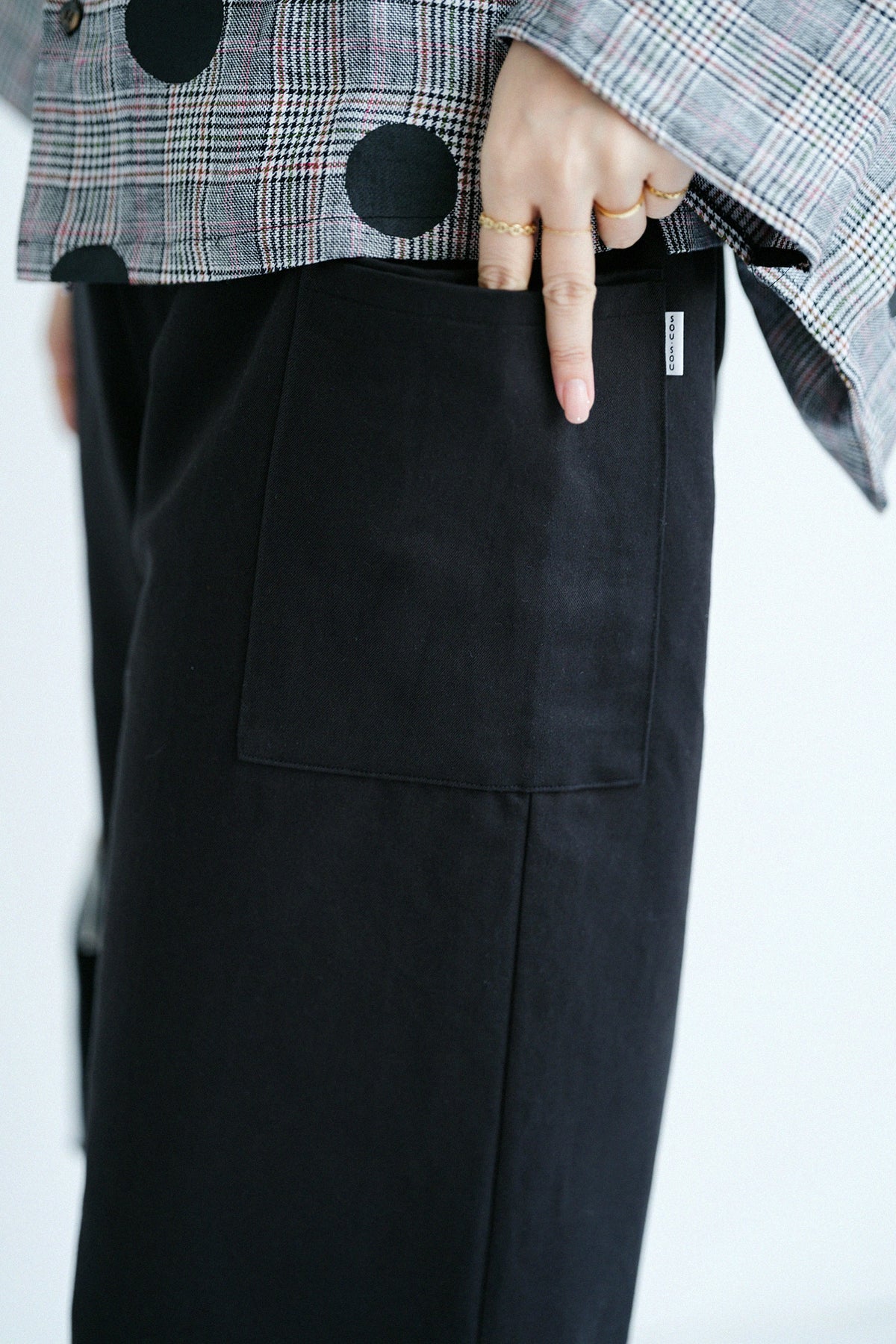 【Scheduled to ship around Mar 3】Cotton Linen Twill Weave Square Pockets Monpe Pants/Black