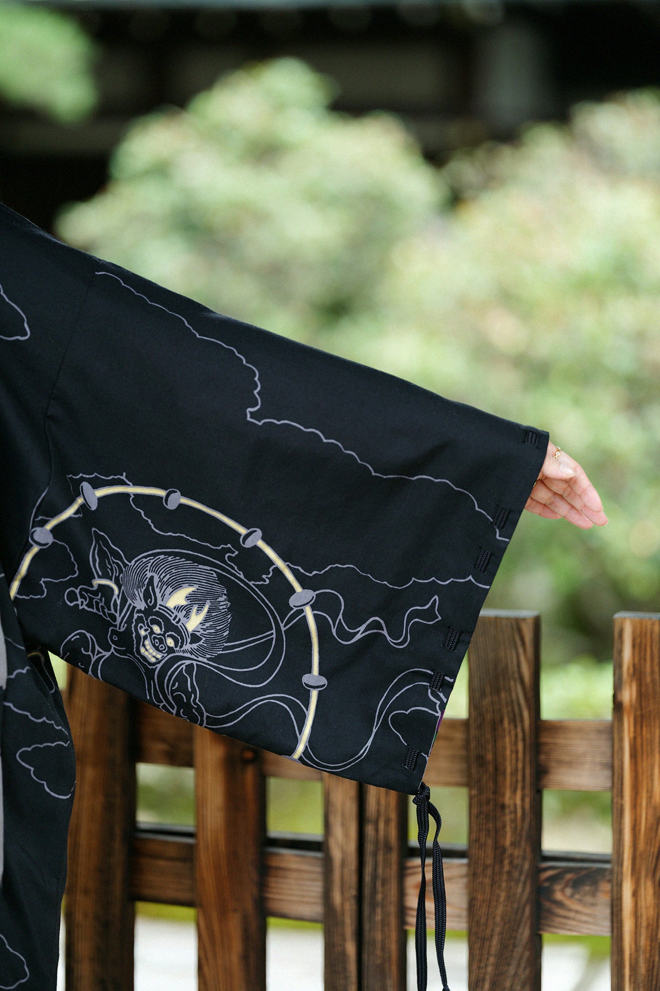 毛斯綸 宮中袖 雙面用/風神雷神×尾形光琳 燕子花圖屏風 再現