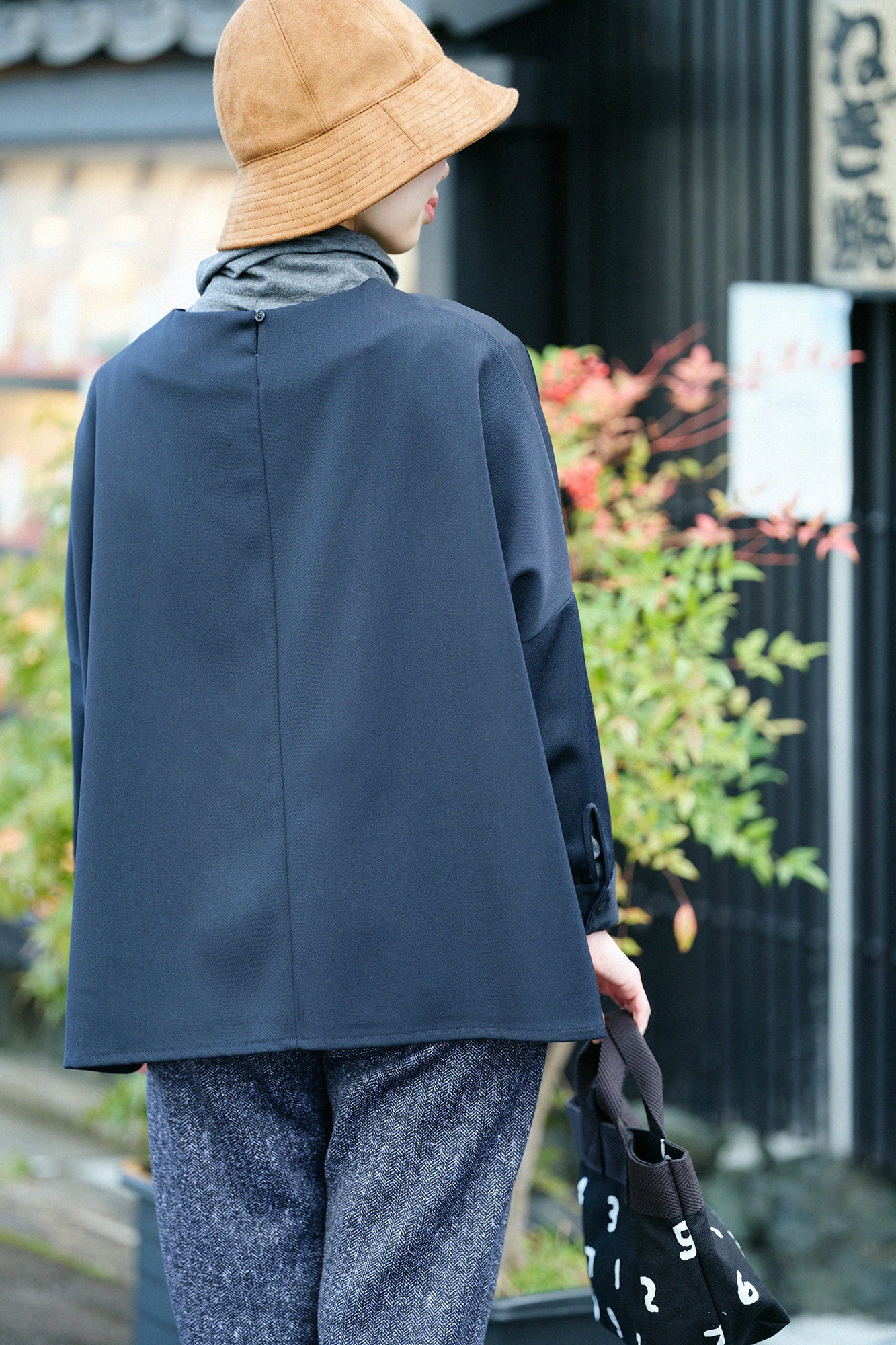 【預購】Alpinix 寬版上衣/深藍(※預計於12月9日左右發貨)