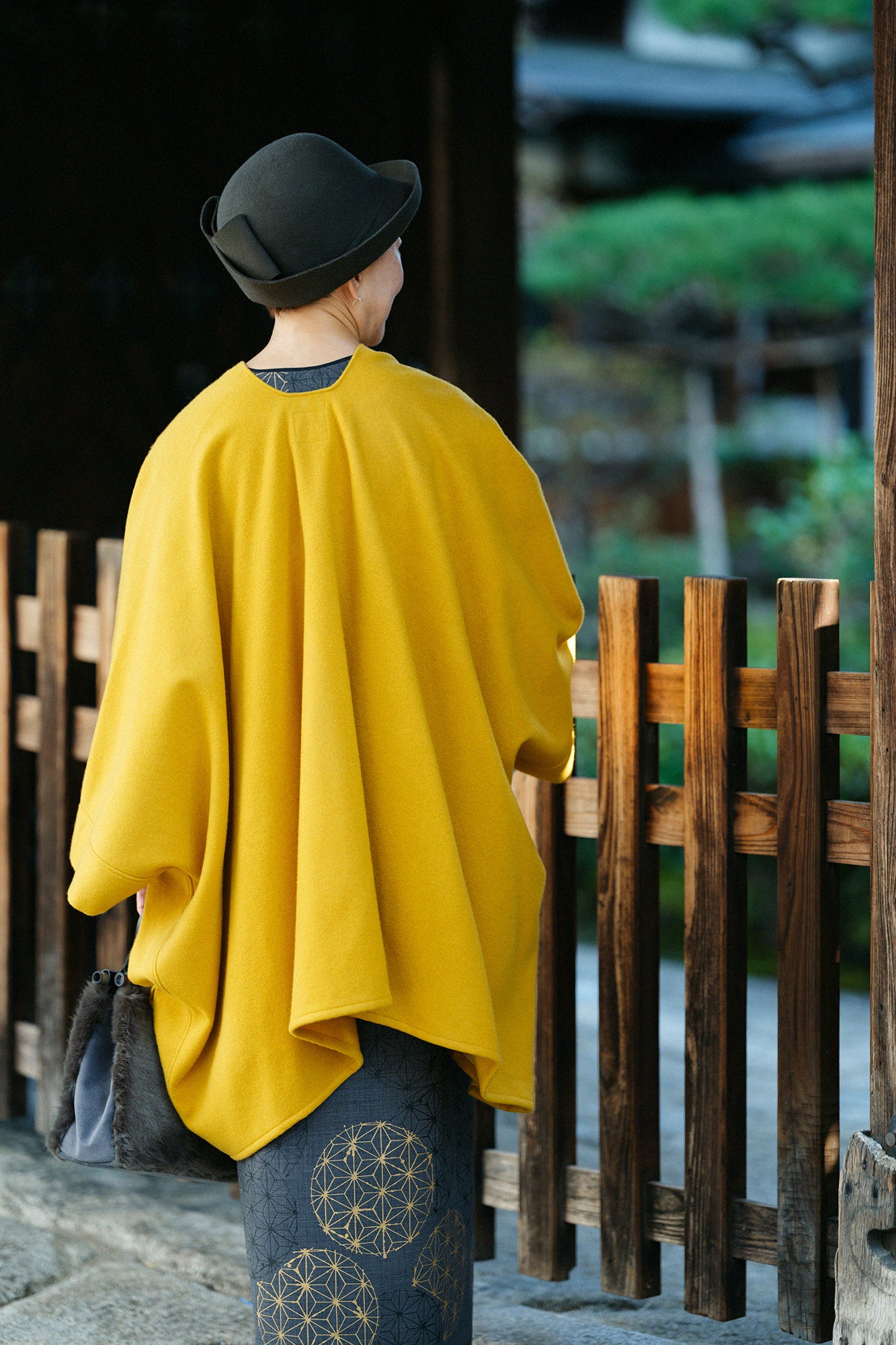 ウールメルトン きさらぎ/芥子色(からしいろ)