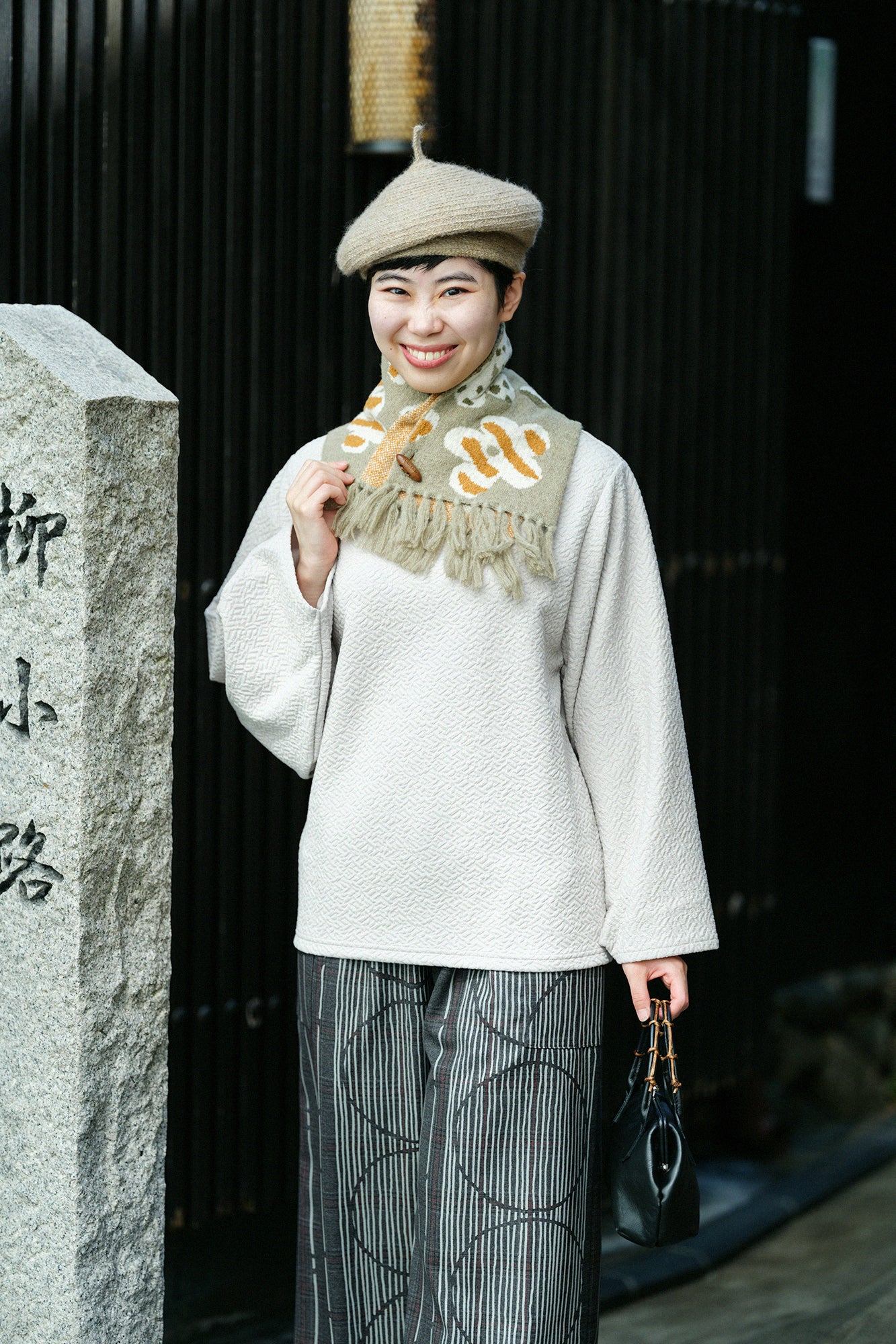 SOU・SOU×MOONBAT 草編衿(そうあみえり)/はじける 柳鼠(やなぎねず)