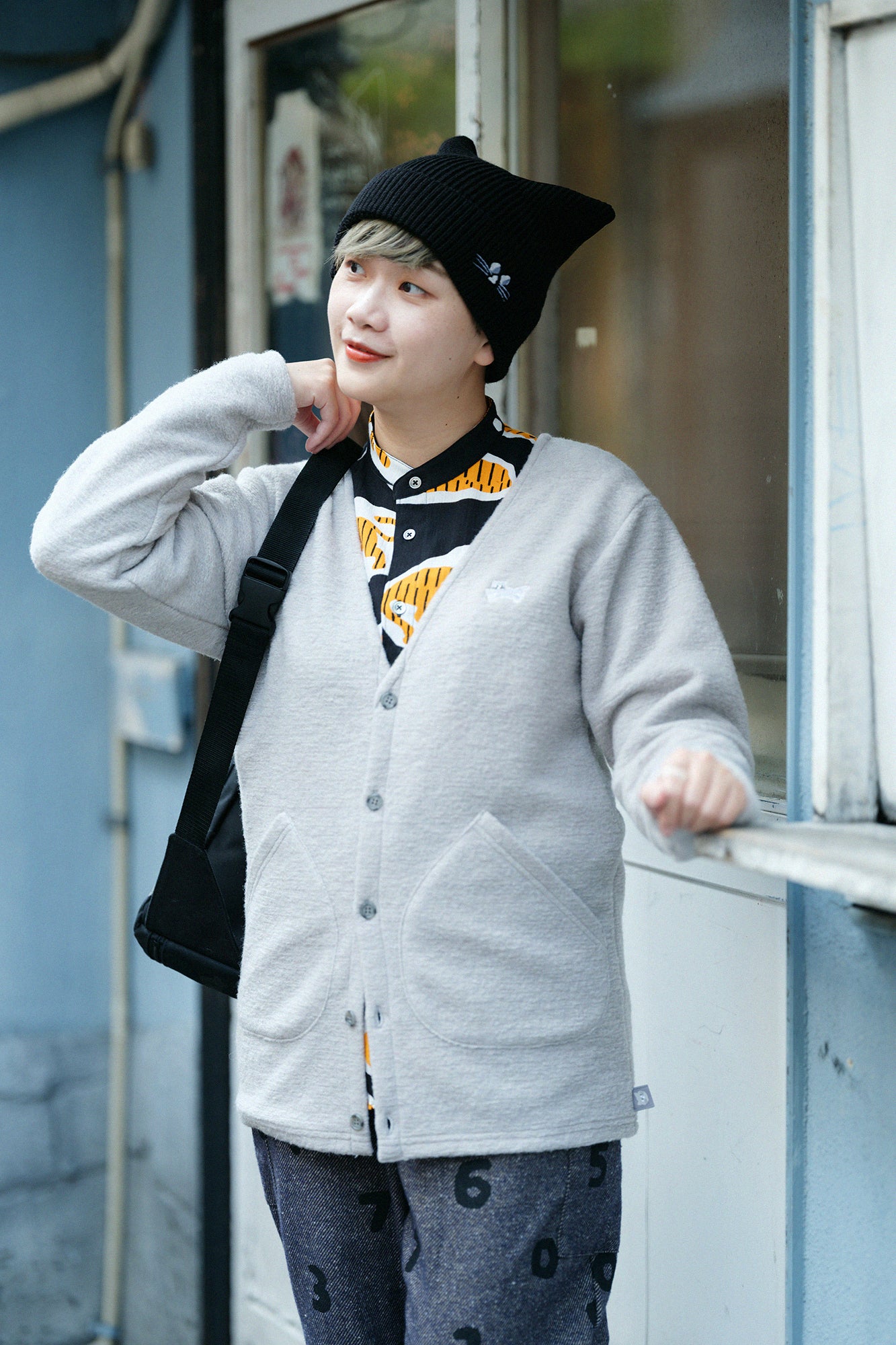 義大利毛絨針織 V領L/S外套/雪白色