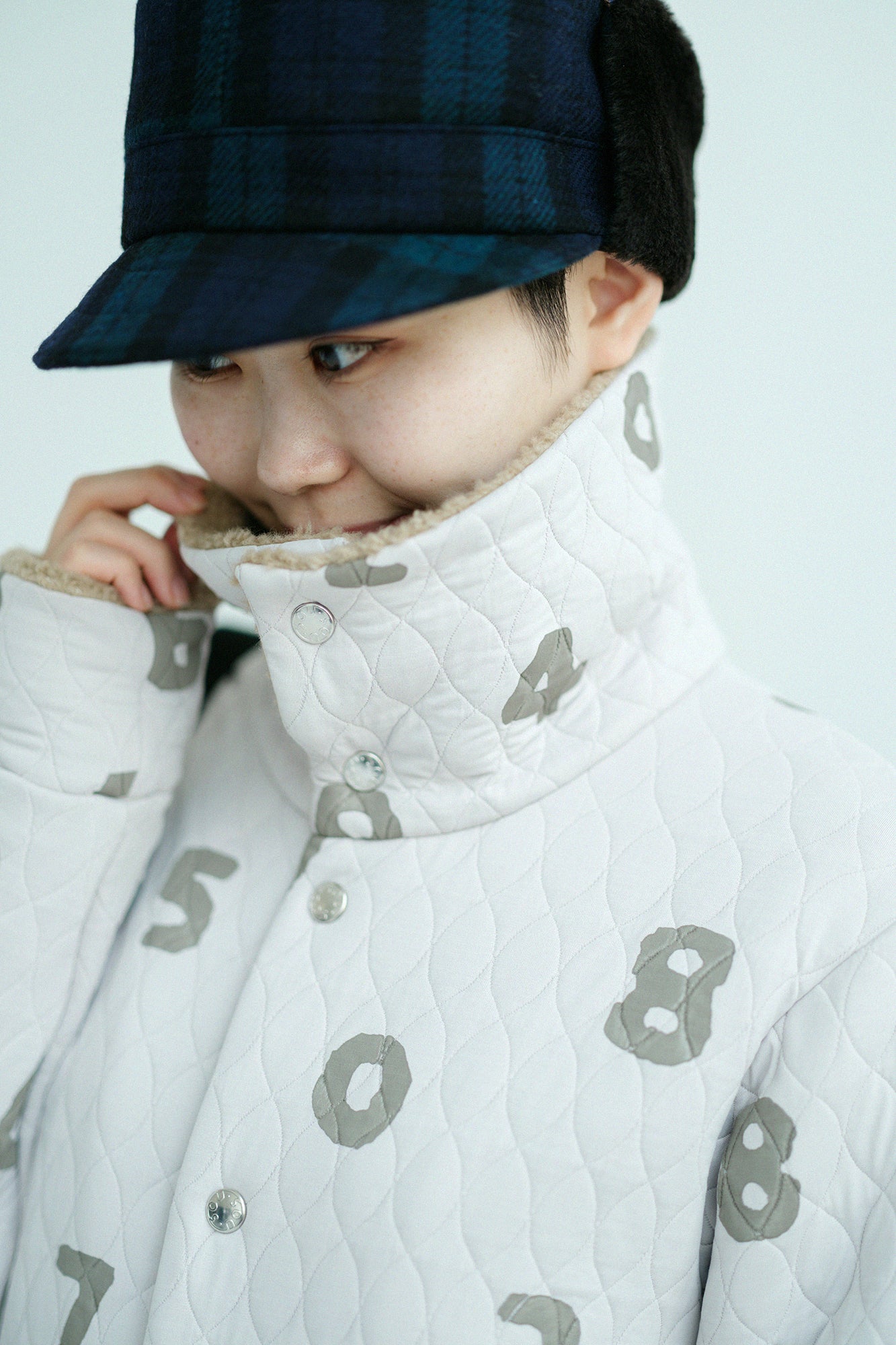 A.S Quilting Jacquard Neckwarm Cardigan/SO-SU-U Pearl Grey