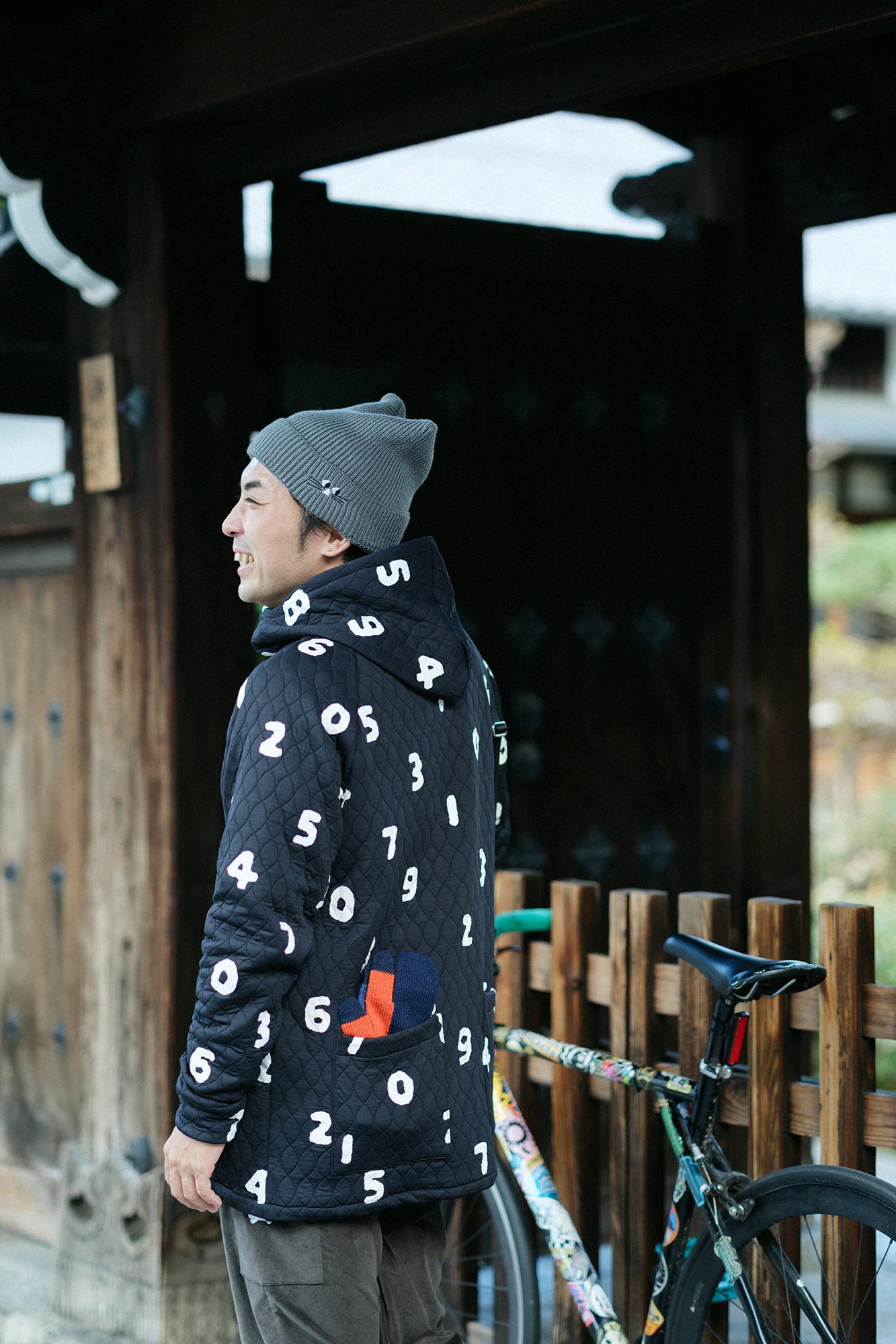 キルティングジャカール BIKEパーカー/SO-SU-U ブラック