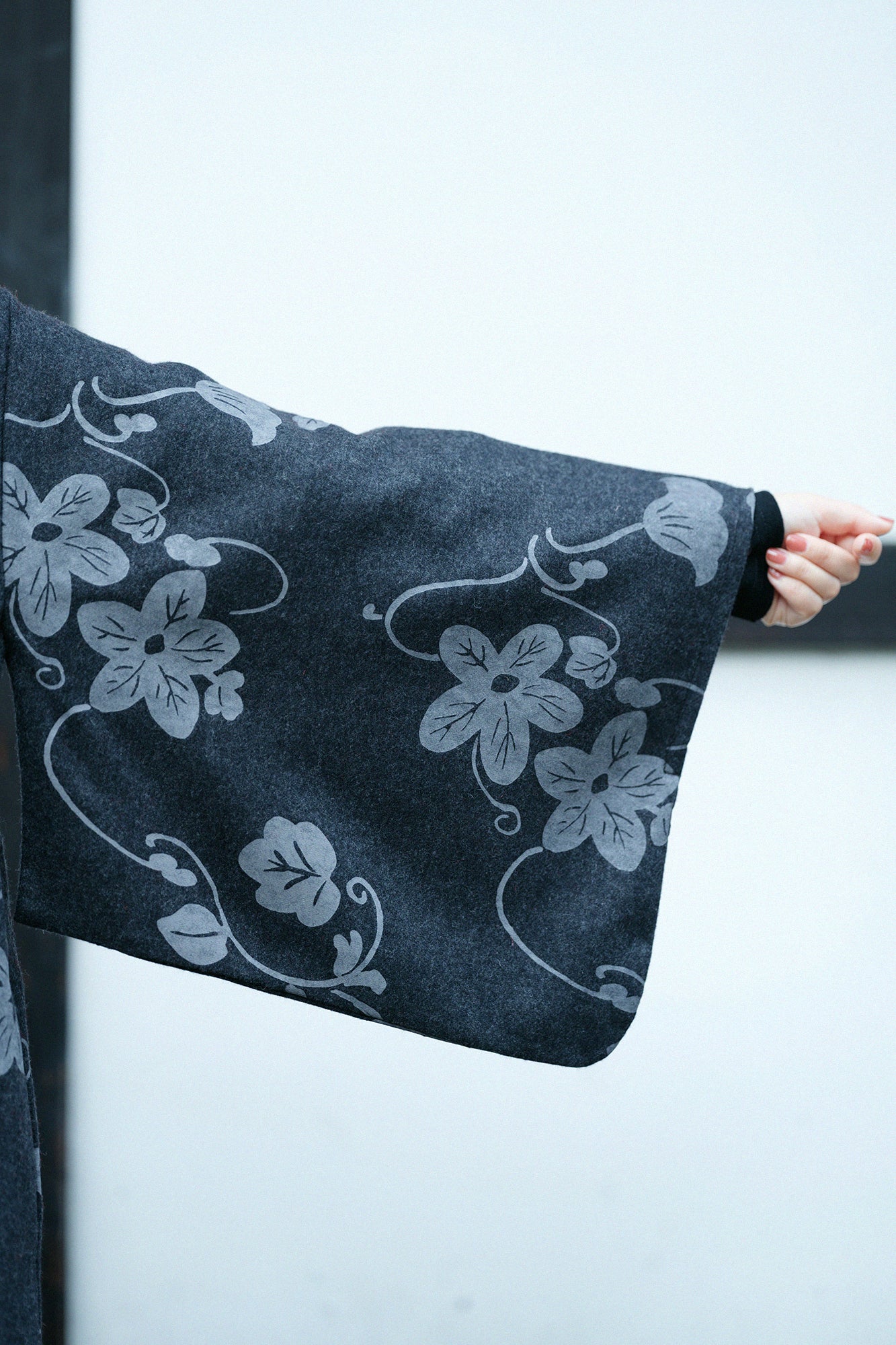 Wool Flannel Kimono Dress / Graceful Dark Ink Black