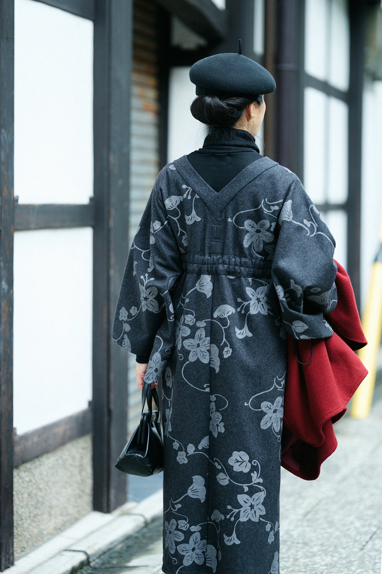 Wool Flannel Kimono Dress / Graceful Dark Ink Black