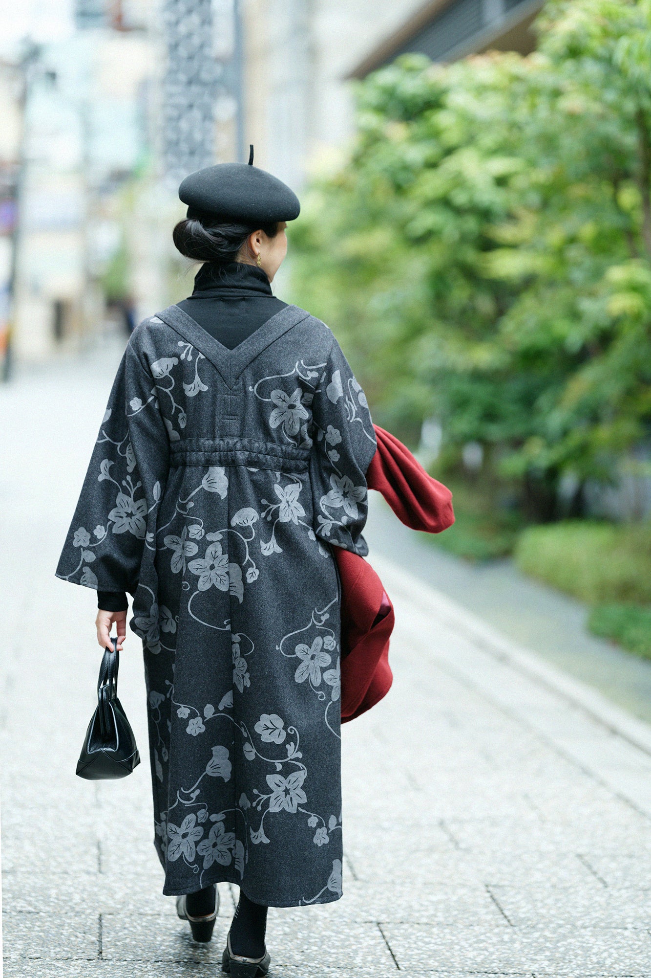 Wool Flannel Kimono Dress / Graceful Dark Ink Black