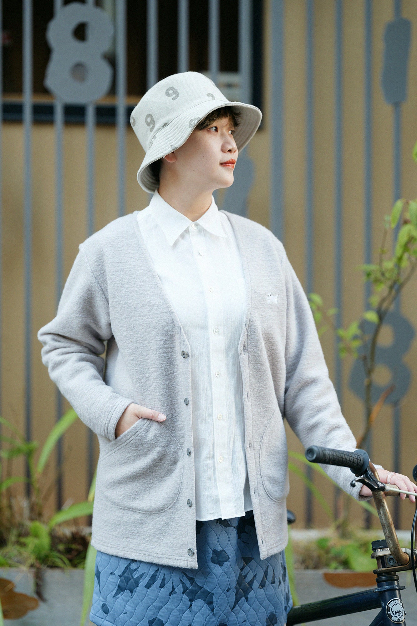 義大利毛絨針織 V領L/S外套/雪白色