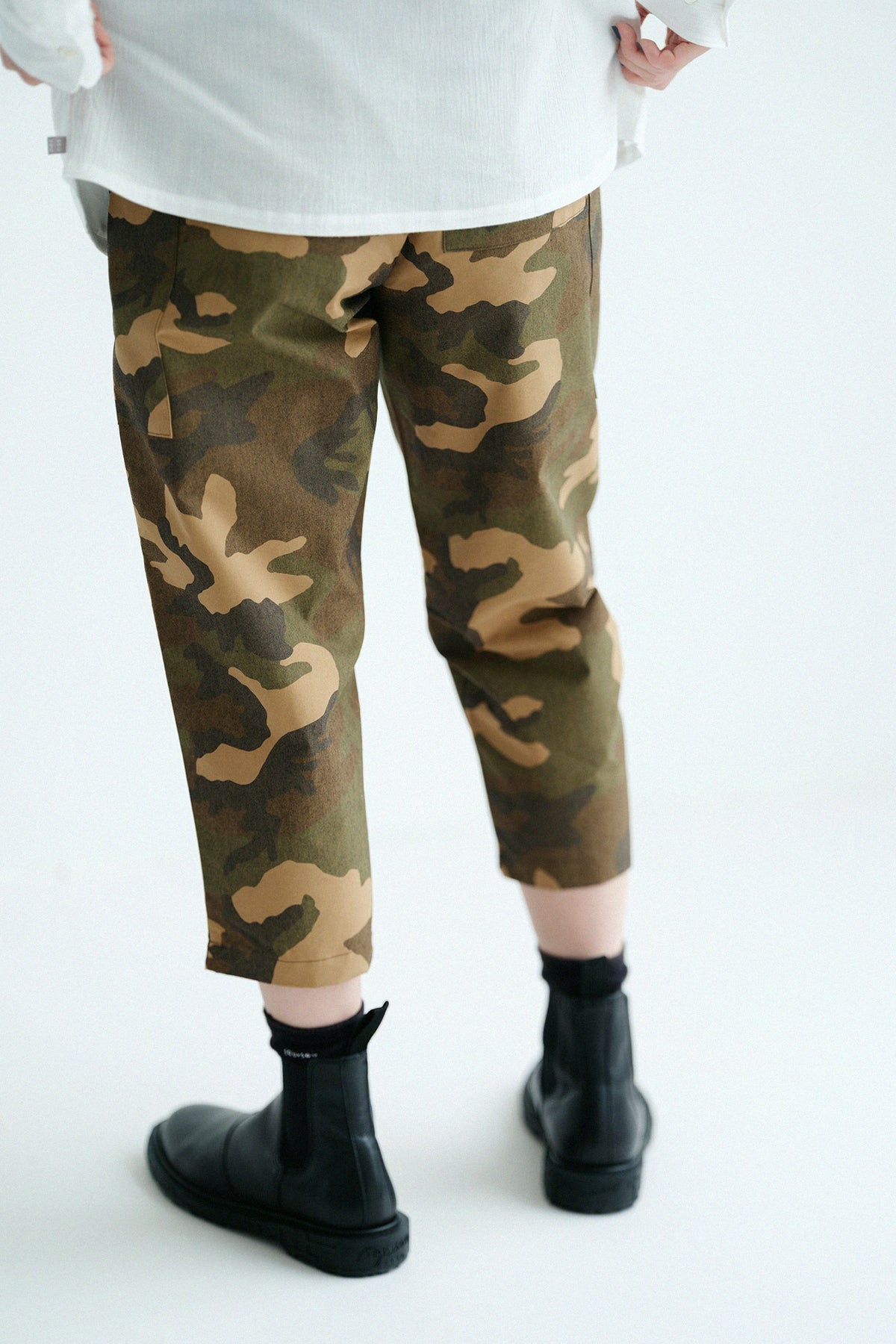 【3월 10일경 발송 예정】덤프루프 BIKE 스테테코/camo 오카