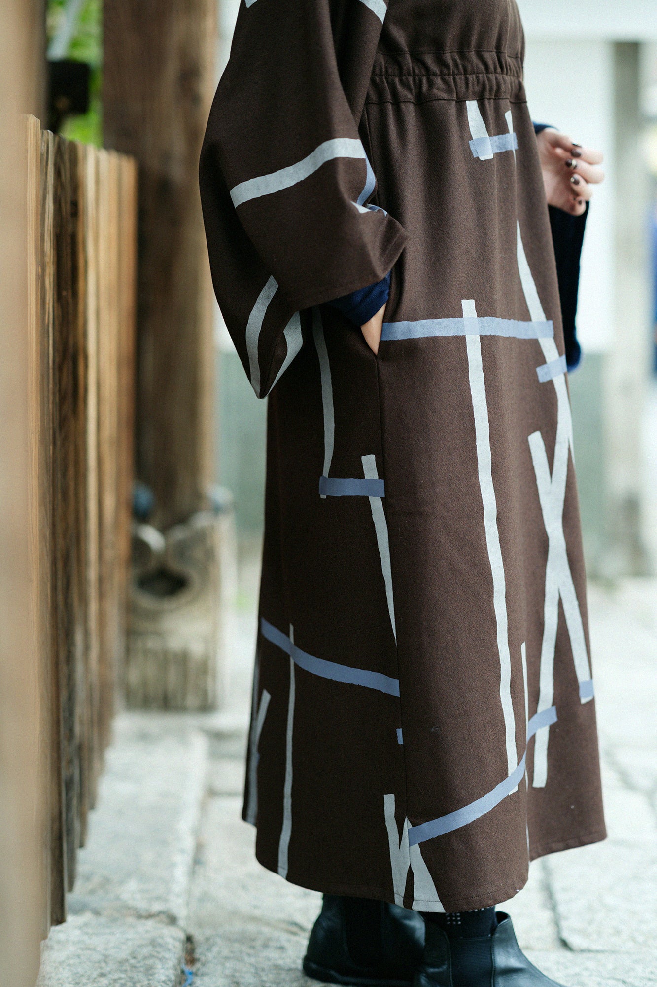 羊毛法蘭絨 和服型洋裝/鳶 赤墨色