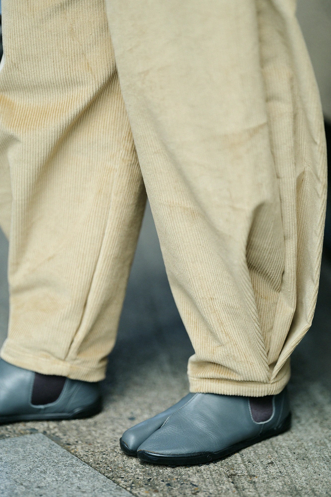 燈芯絨 畝 二褶 闊腿褲 蕾/榛果色