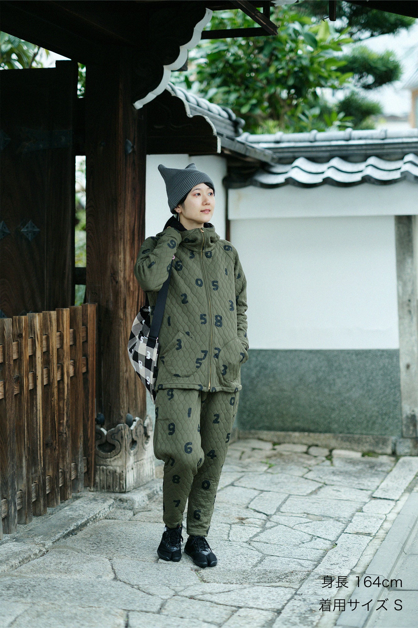 絎縫緹花 BIKE連帽外套/SO-SU-U十數 卡其色