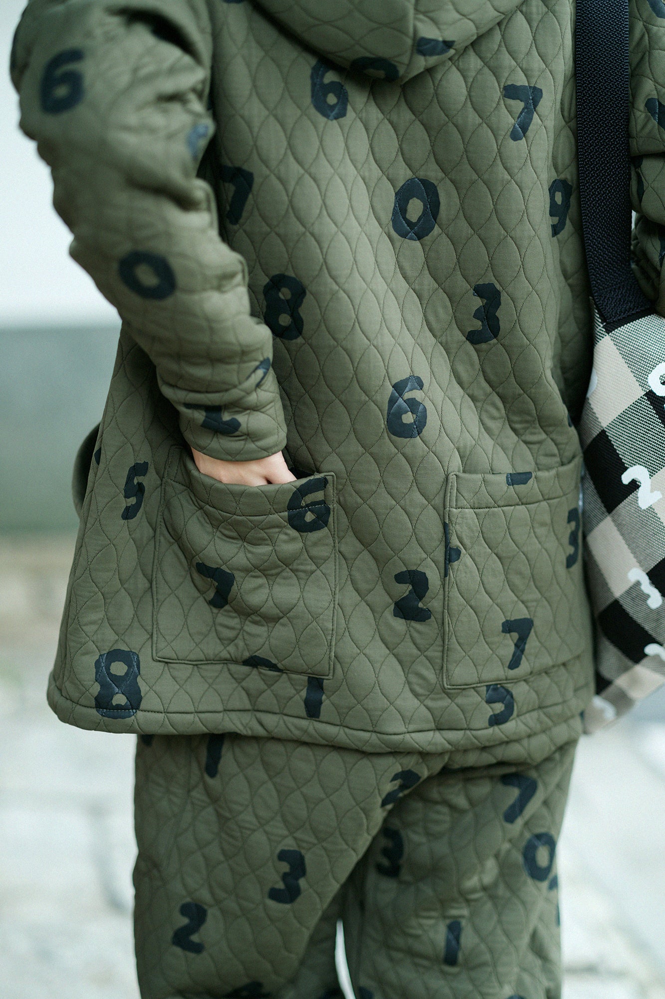 絎縫緹花 BIKE連帽外套/SO-SU-U十數 卡其色