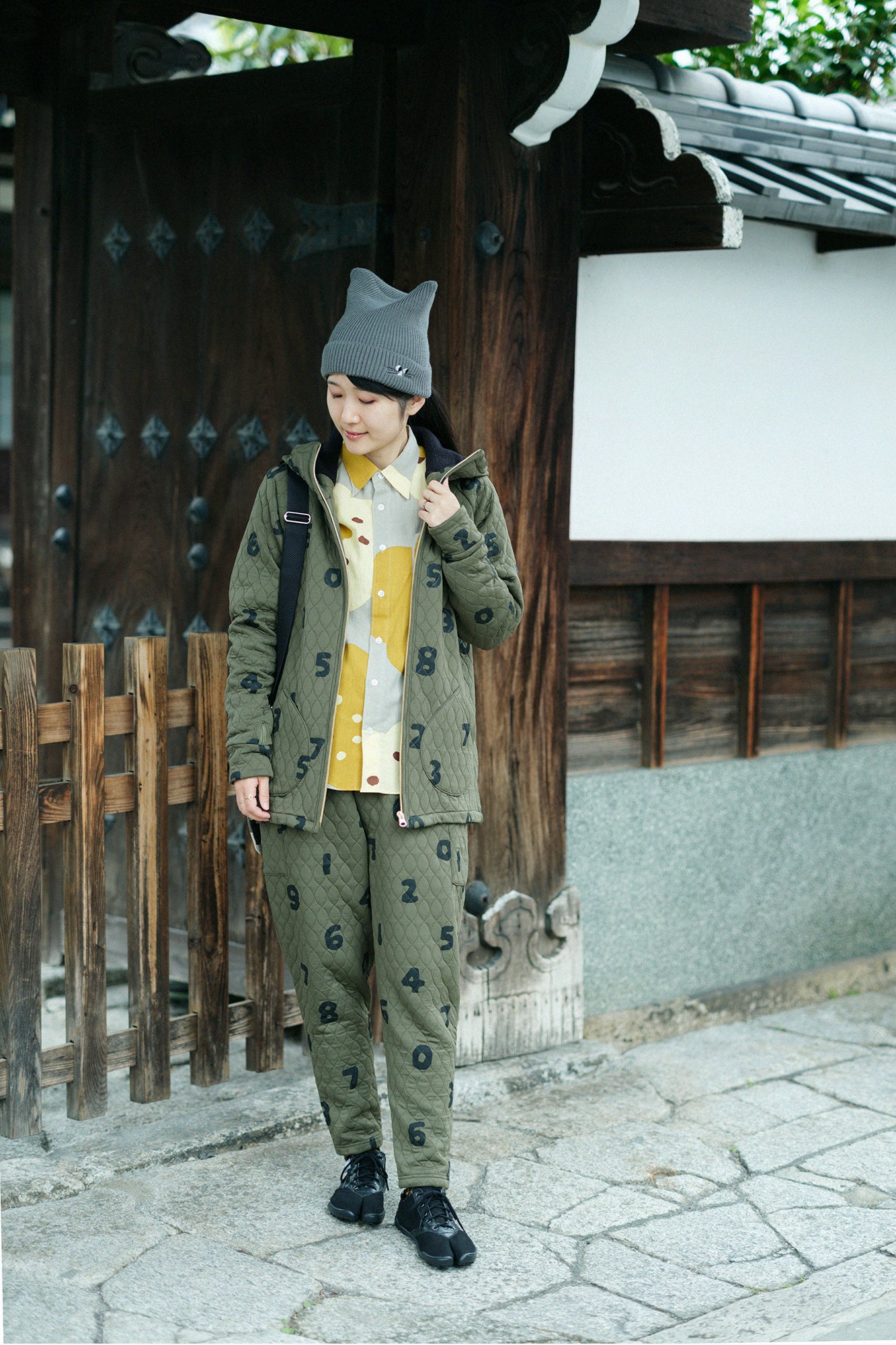 Chizimi Cotton 20/20 Shirt/Smile Beige