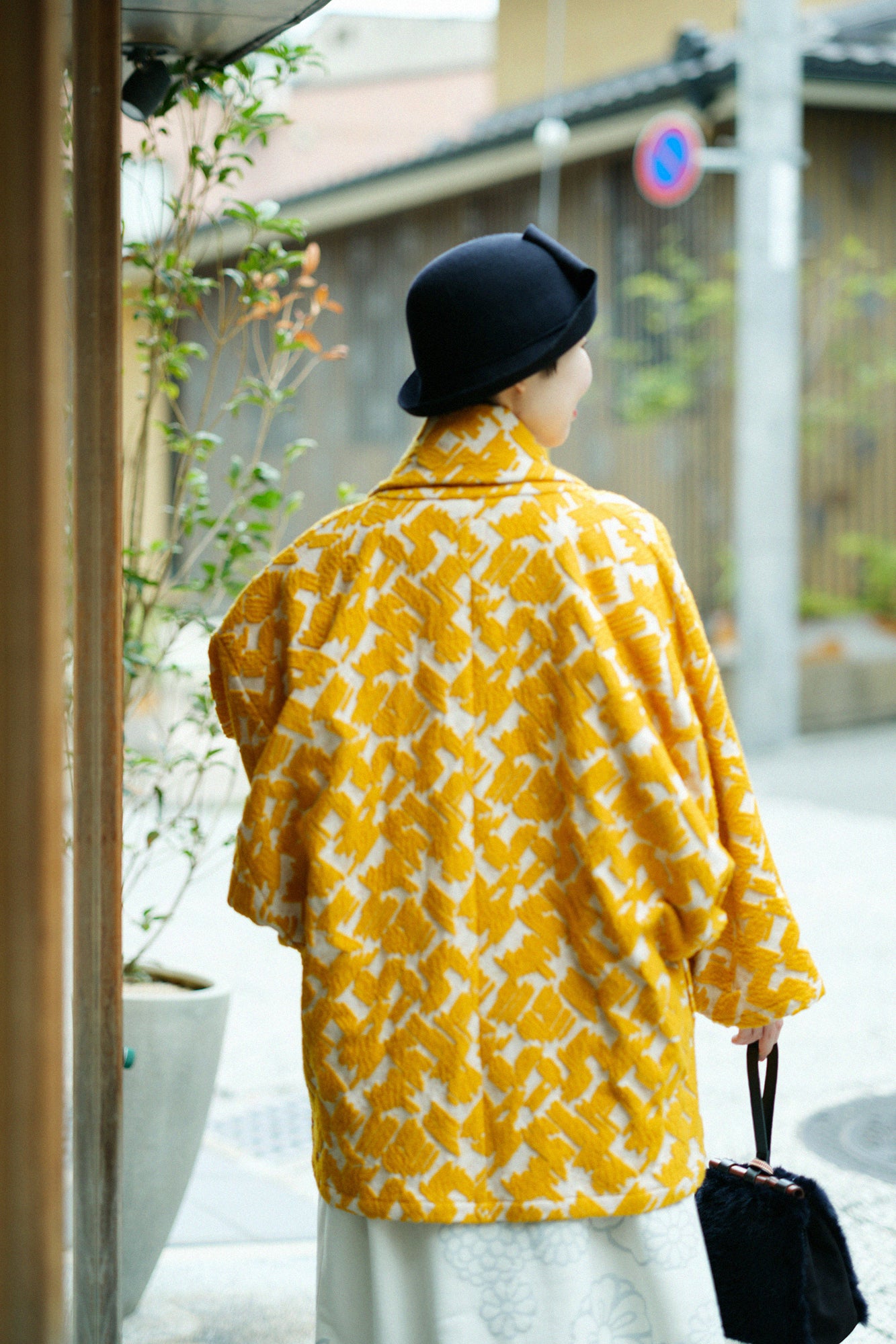 羊毛緹花 梯形袖 短外套 單層/金黃色