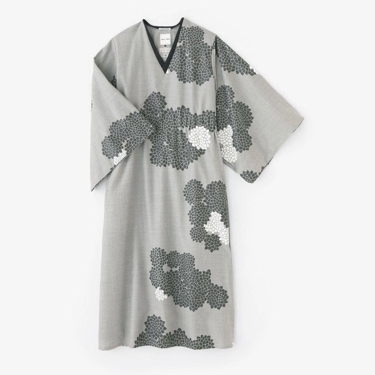 SOUSOU ソウソウ　半衿みたて衣裳　花柄　グレー 半衿みたて衣裳（秋冬）