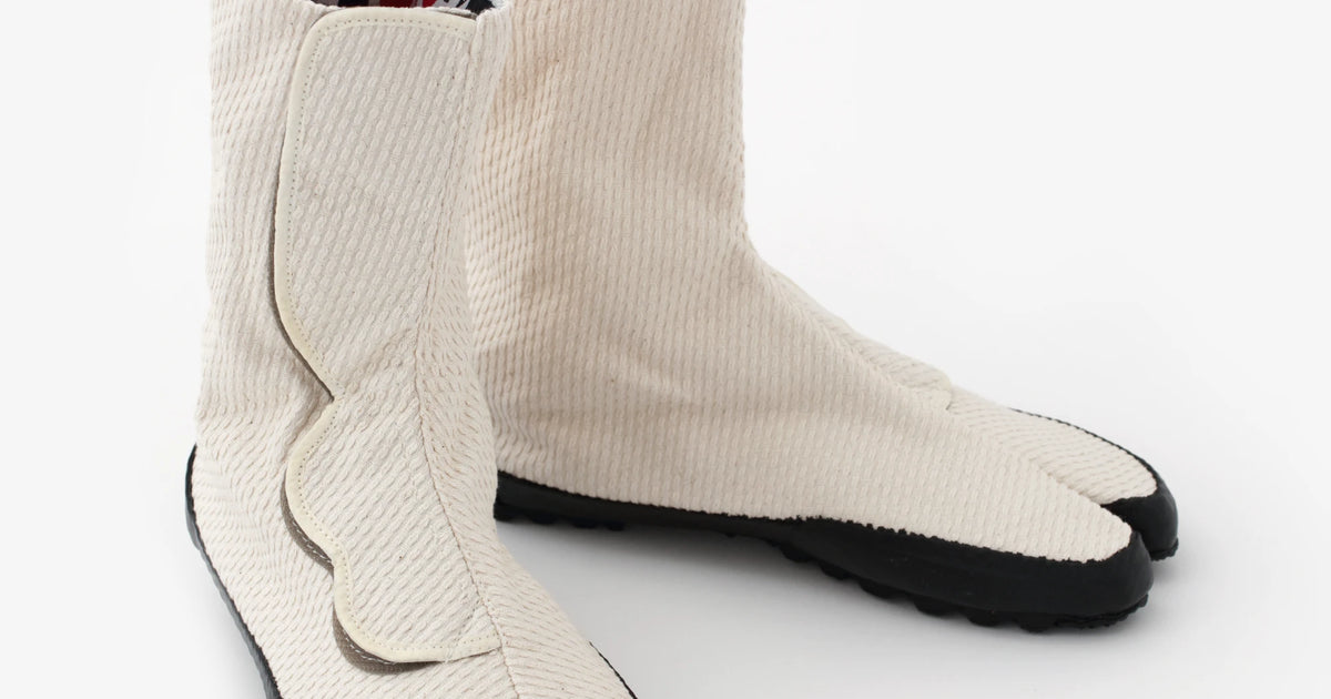 Velcro Tabi Boots / Sashiko White Nantenchiku