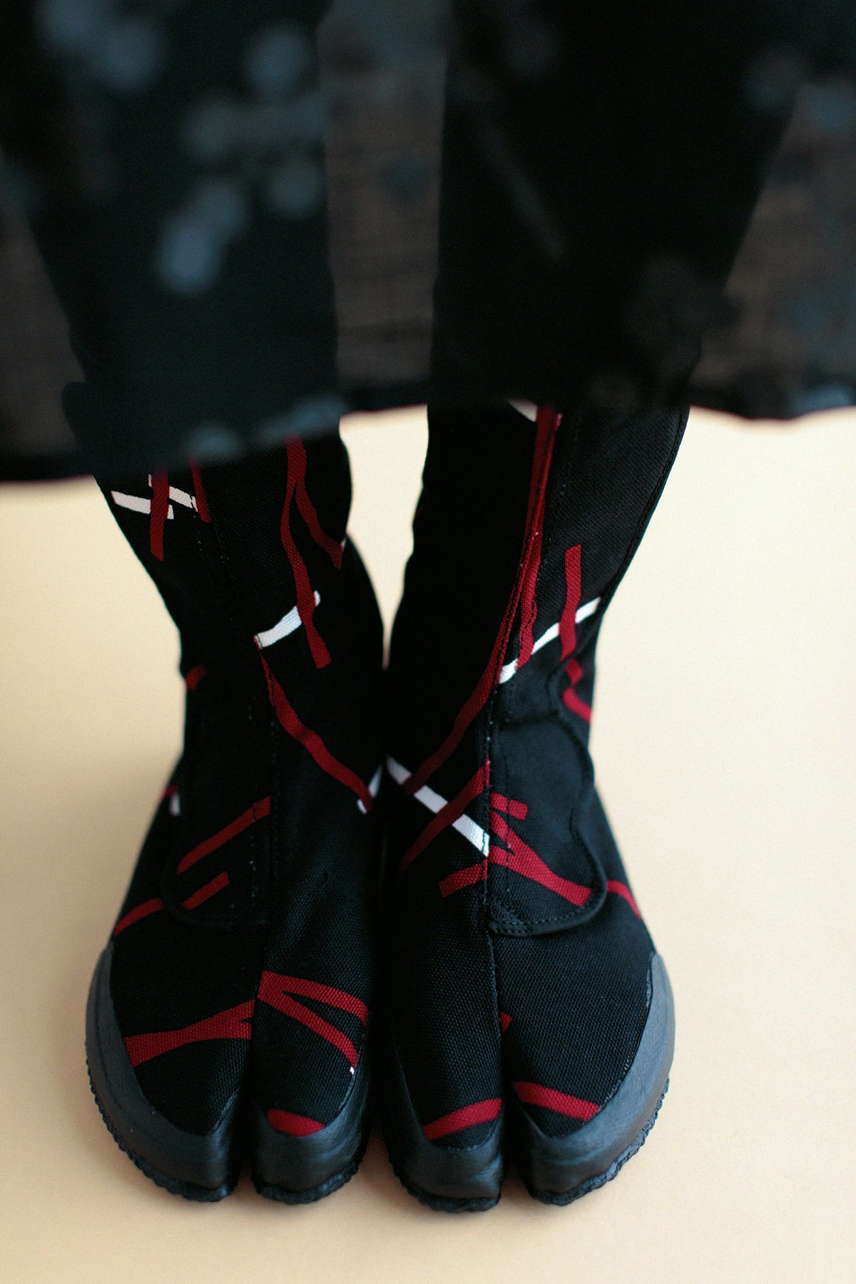 Velcro Tabi Boots / Tobi