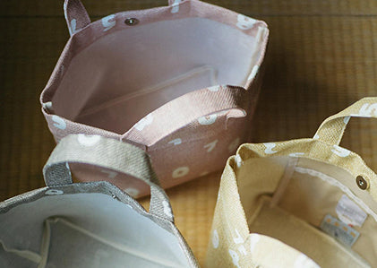 panama Y. Pouch& tote