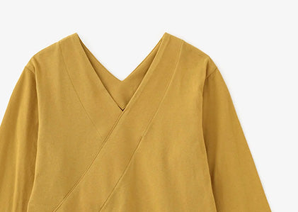 Unbeschnittener Kragen, schlicht