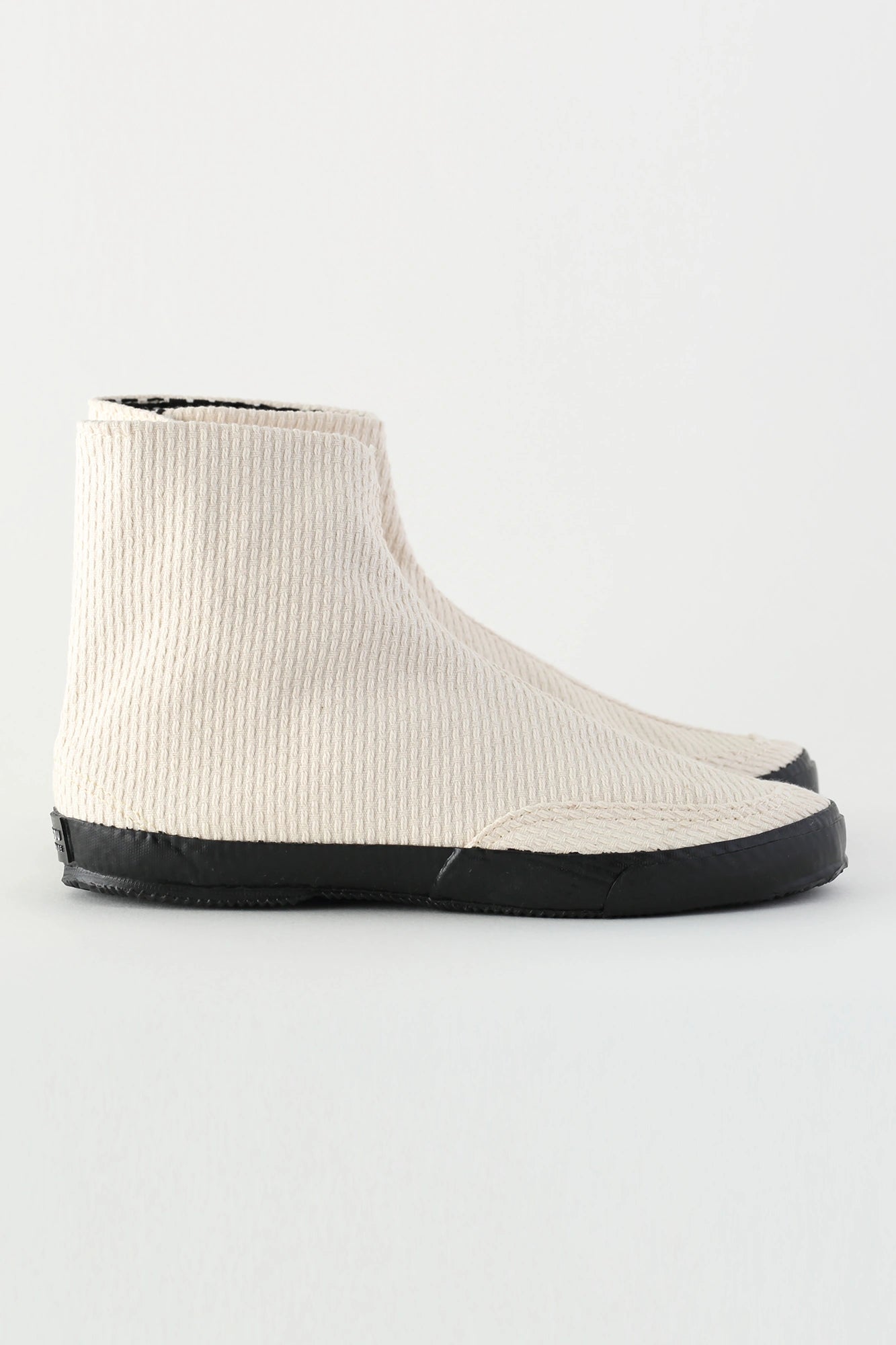 Jikatabi/Sashiko-Generation mit runder Spitze