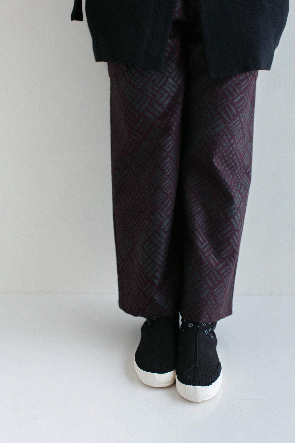 Round Toe Tabi Shoes Bi-Pattern/ Masu×Sashiko Black2