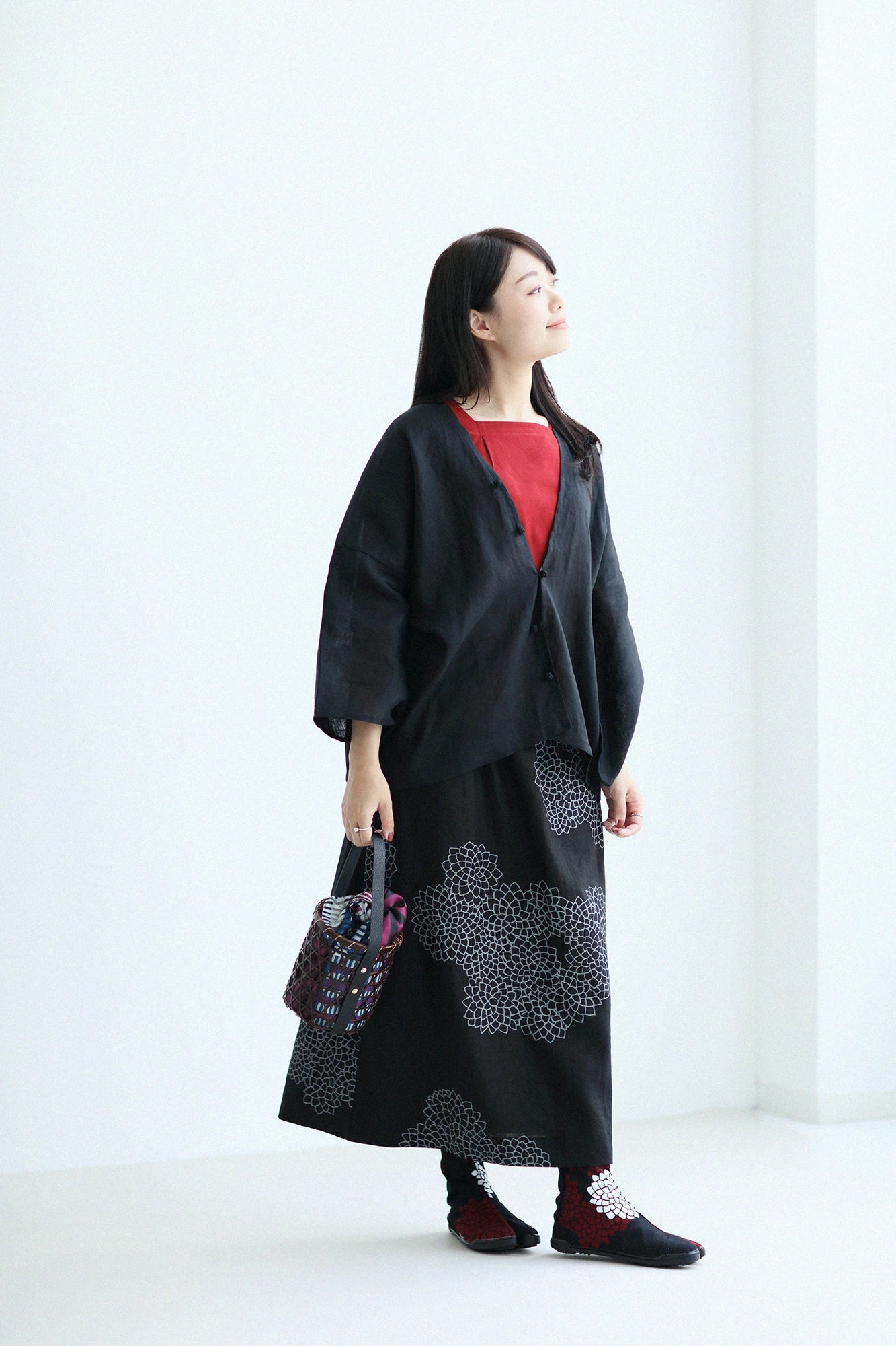 Marugo Split Toe Tabi Shoes / Chrysanthemum in Clouds