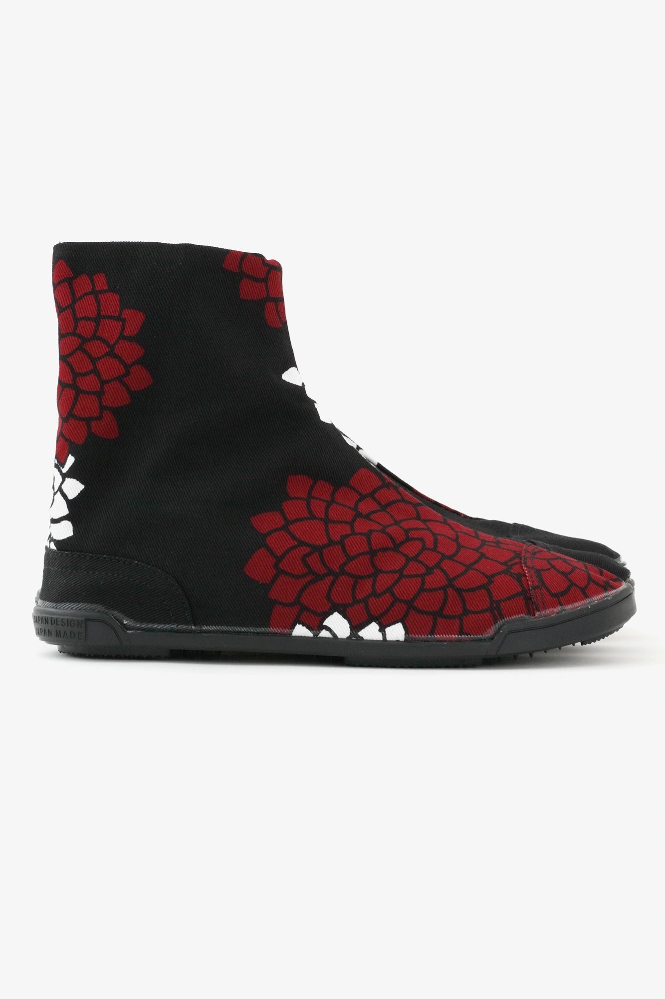 Marugo Split Toe Tabi Shoes / Chrysanthemum in Clouds