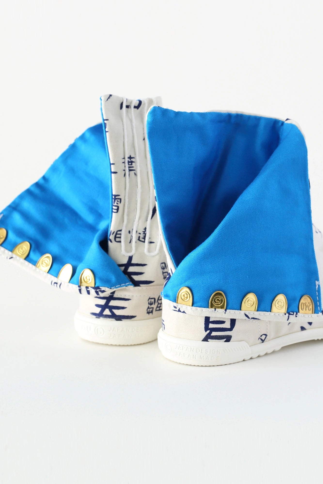 [En ligne uniquement] Chaussettes / fleurs Tabi à 5 pièces et oiseaux Mune de vent