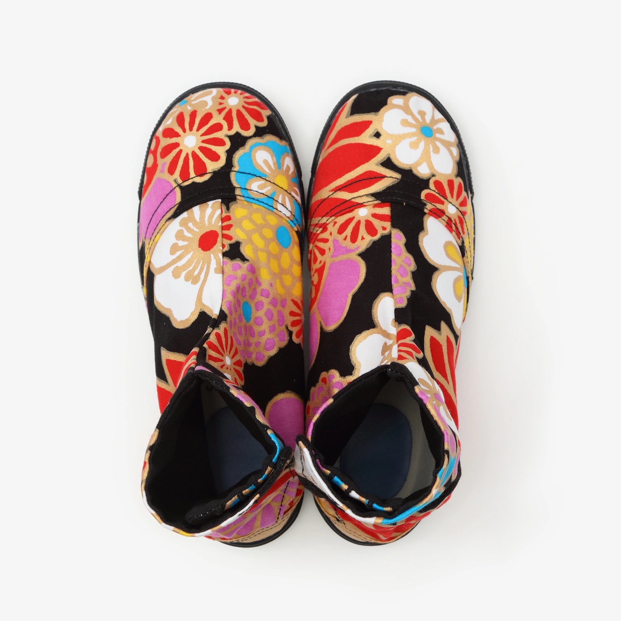 【net limited】Marugo Round Toe Tabi Shoes / Gold Damask