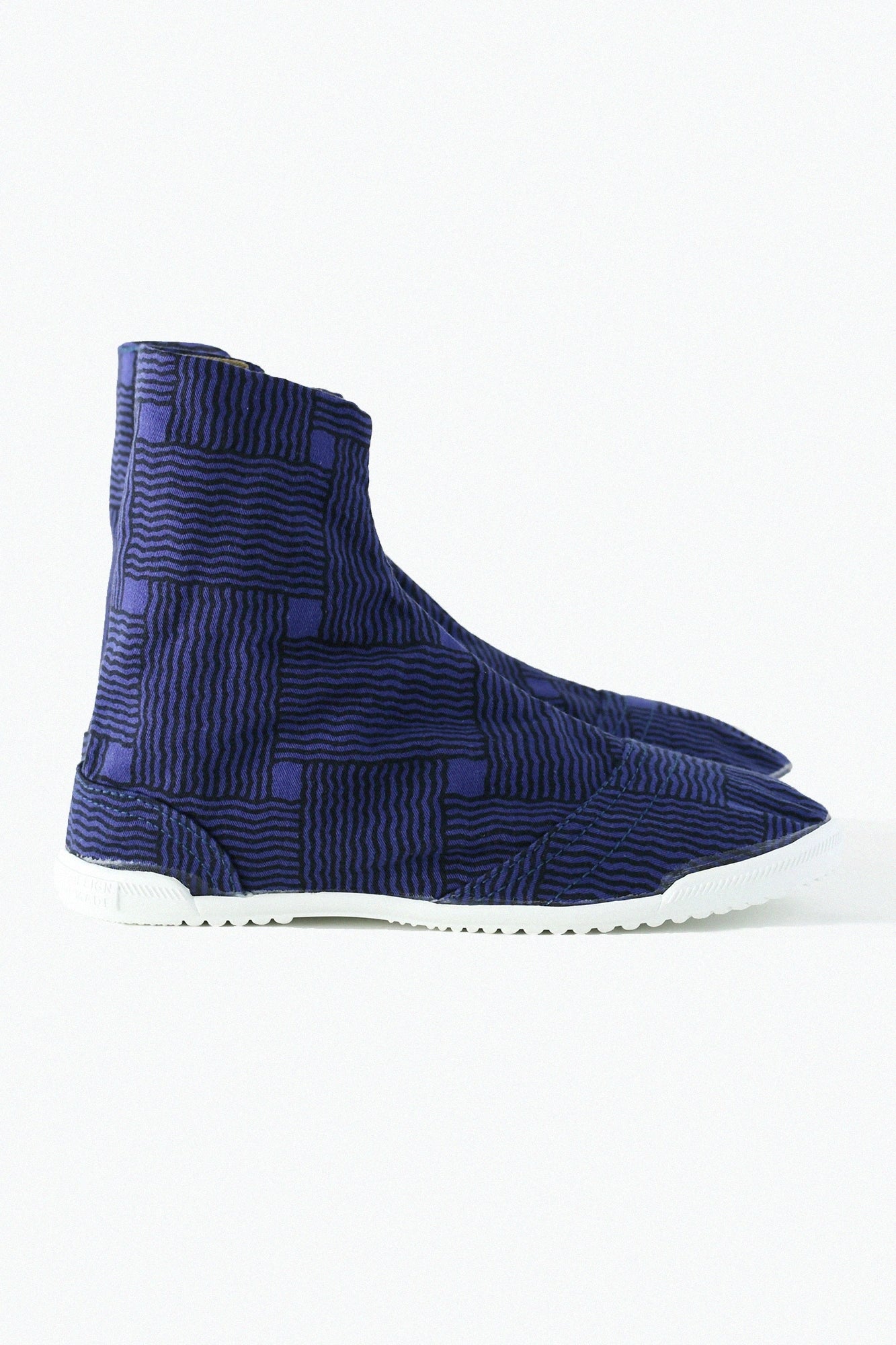 【net limited】Marugo Round Toe Tabi Shoes / Woven Bamboo Navy Blue