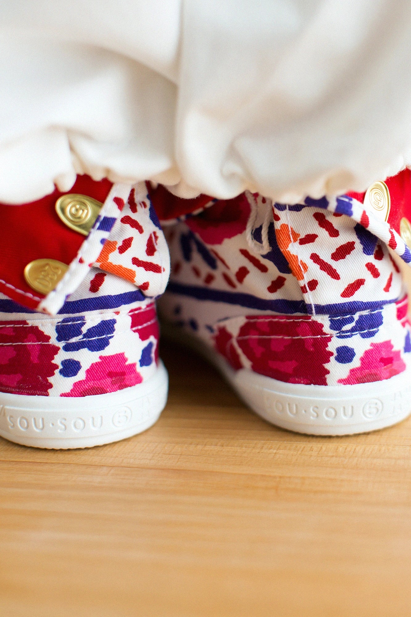 【Online】Marugo Round Toe Tabi Shoes / Eastern Europe