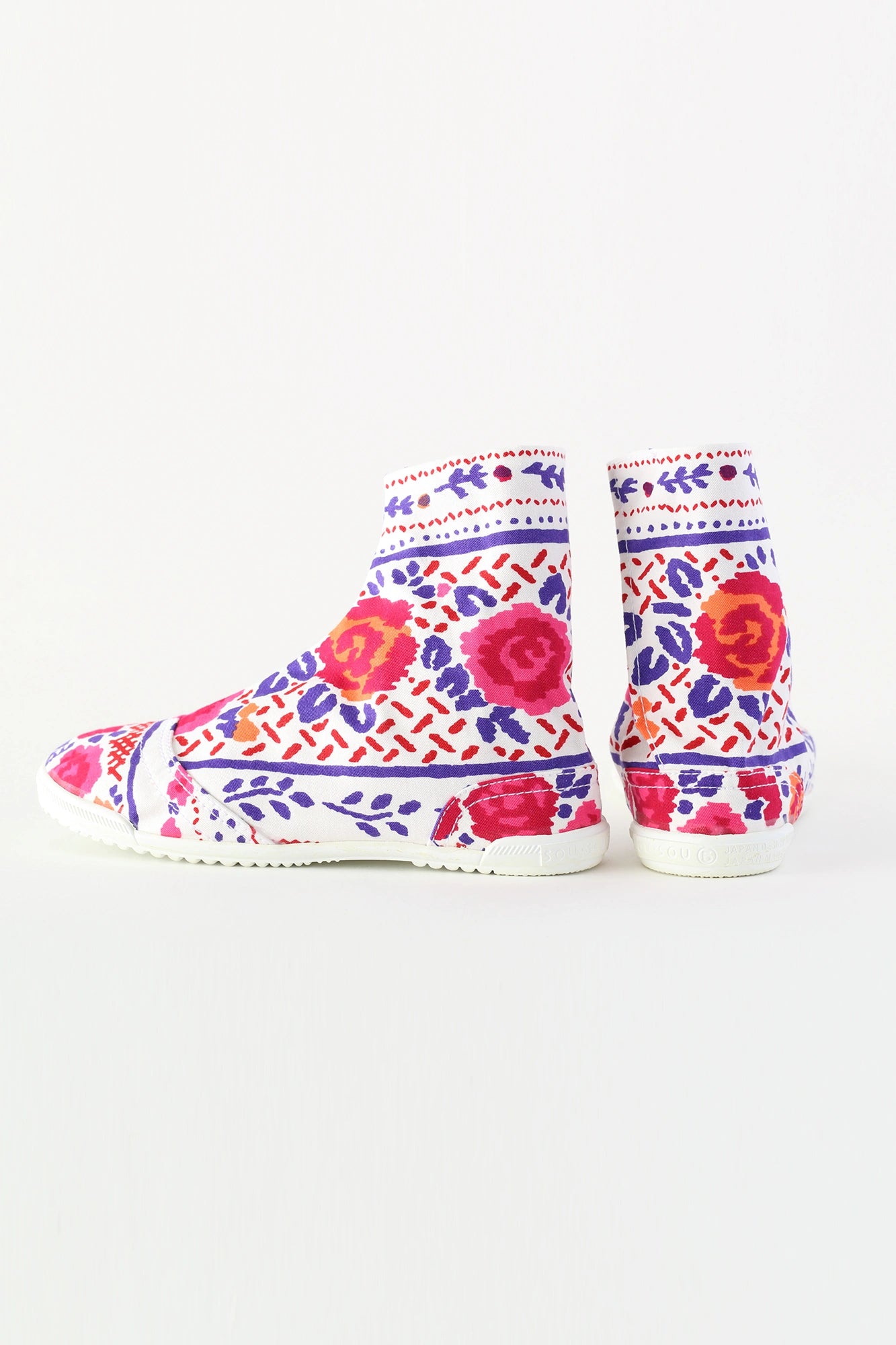【Online】Marugo Round Toe Tabi Shoes / Eastern Europe
