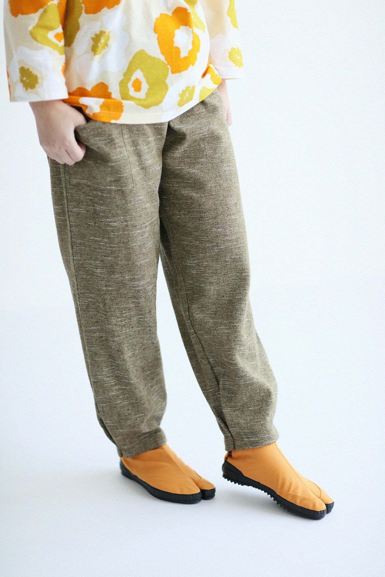 Festival Split Toe Tabi Shoes / Amber x Soap Bubbles