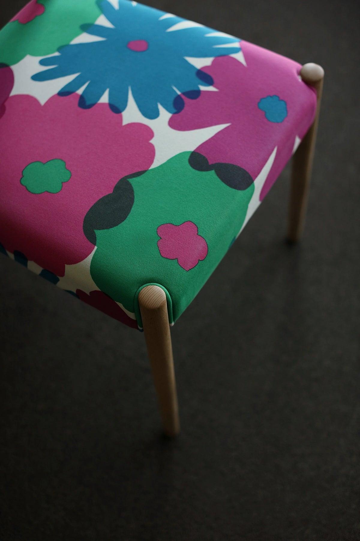【Delivery in 1-3 months】SOU・SOU×Coccole Tino Chair／Oraka Multicolored