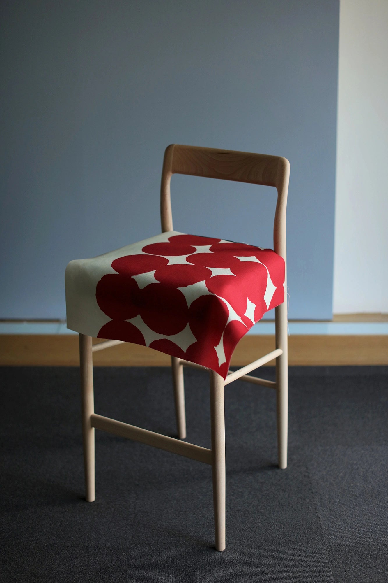 [Expédié dans 1-3 mois] SOU・SOU×Coccole Tino Counter Chair/Ohajiki Deep Hi