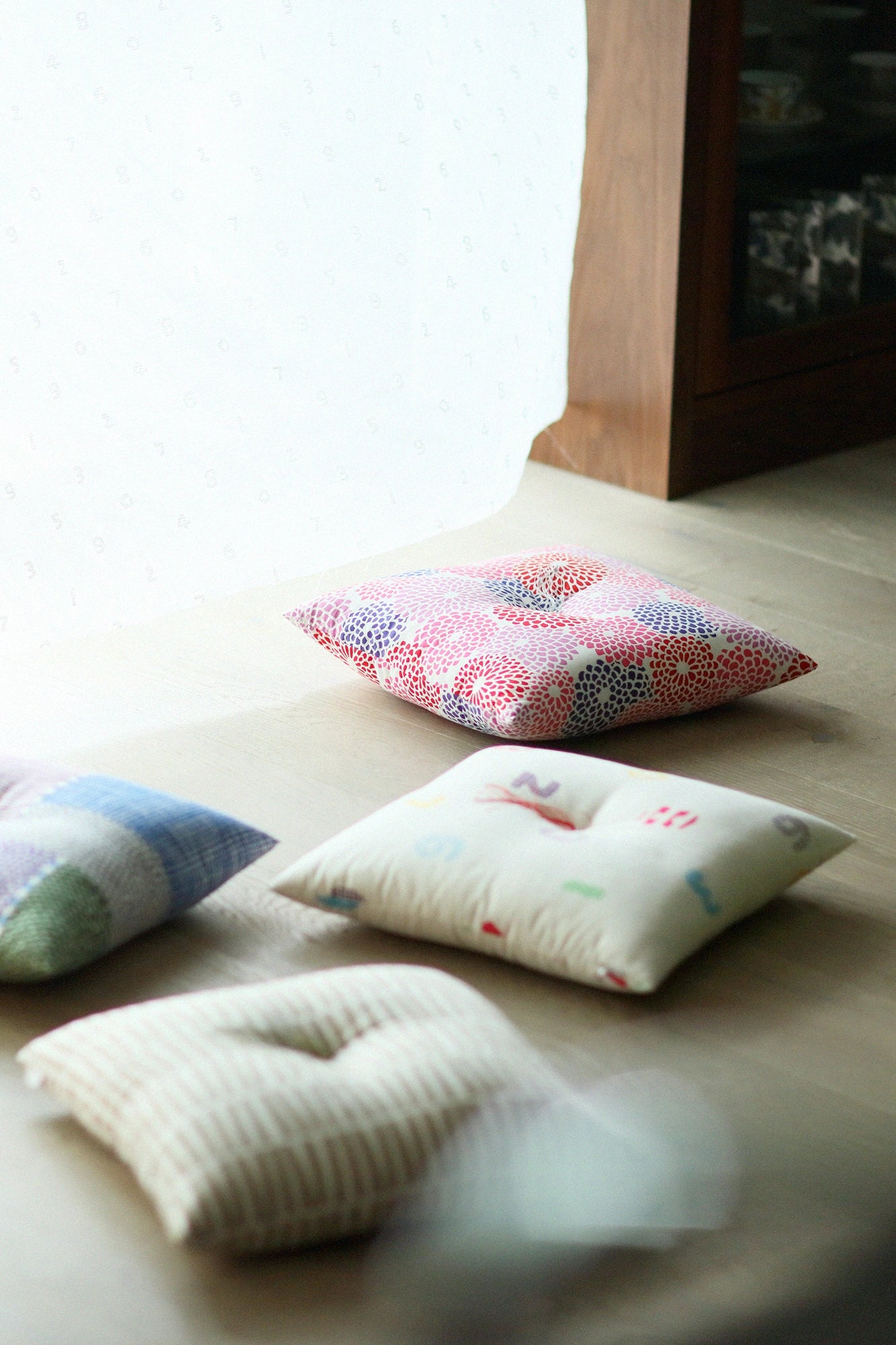 [Expédié sous 3 semaines] Coussin SOU/SOU Kyoto (21ème tissage uni) / Climax Tsukumo x Couleur Sable (Sunairo)