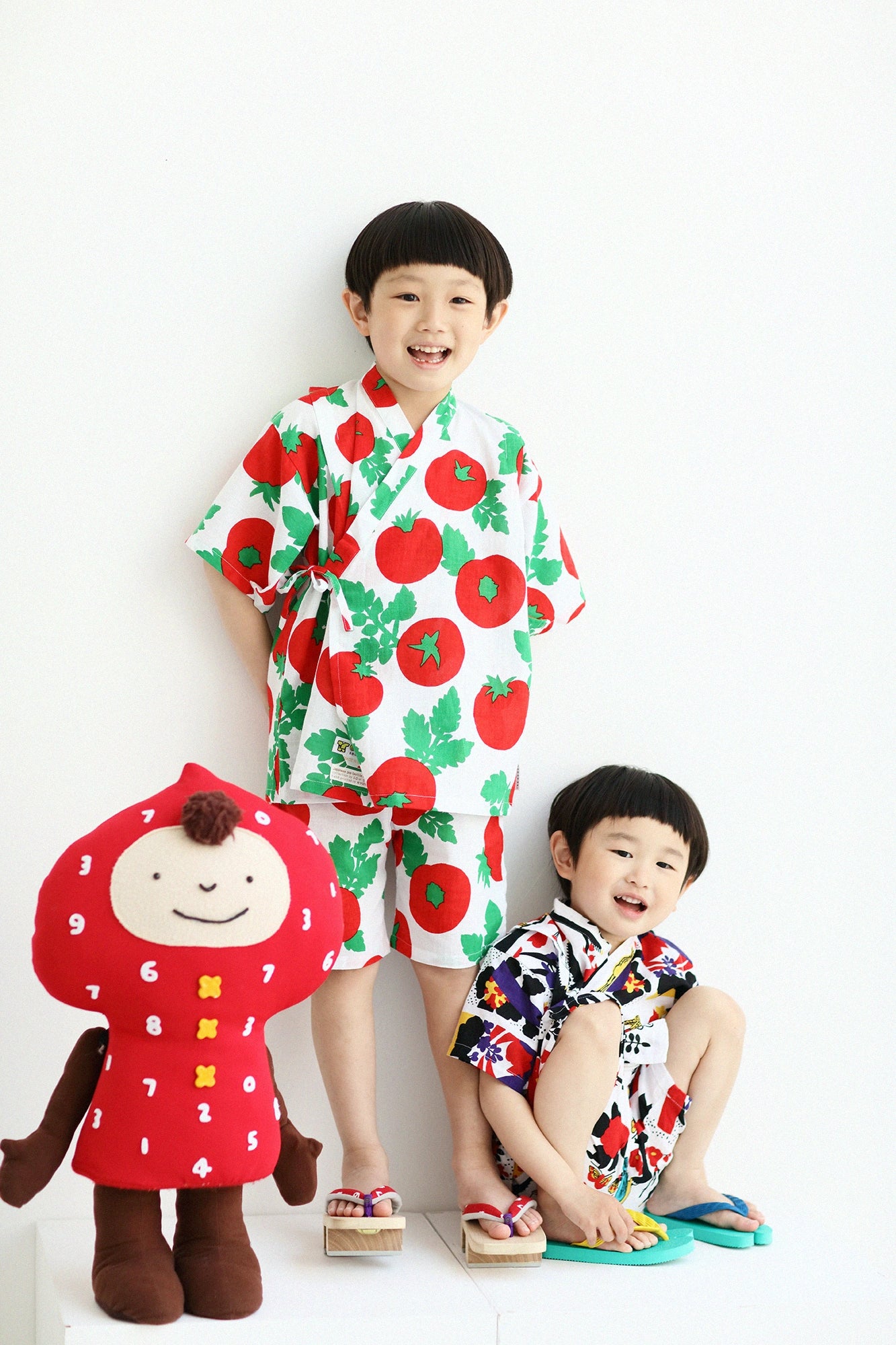 '身長：'112cm,'年齢：'6歳,'着用サイズ：'L