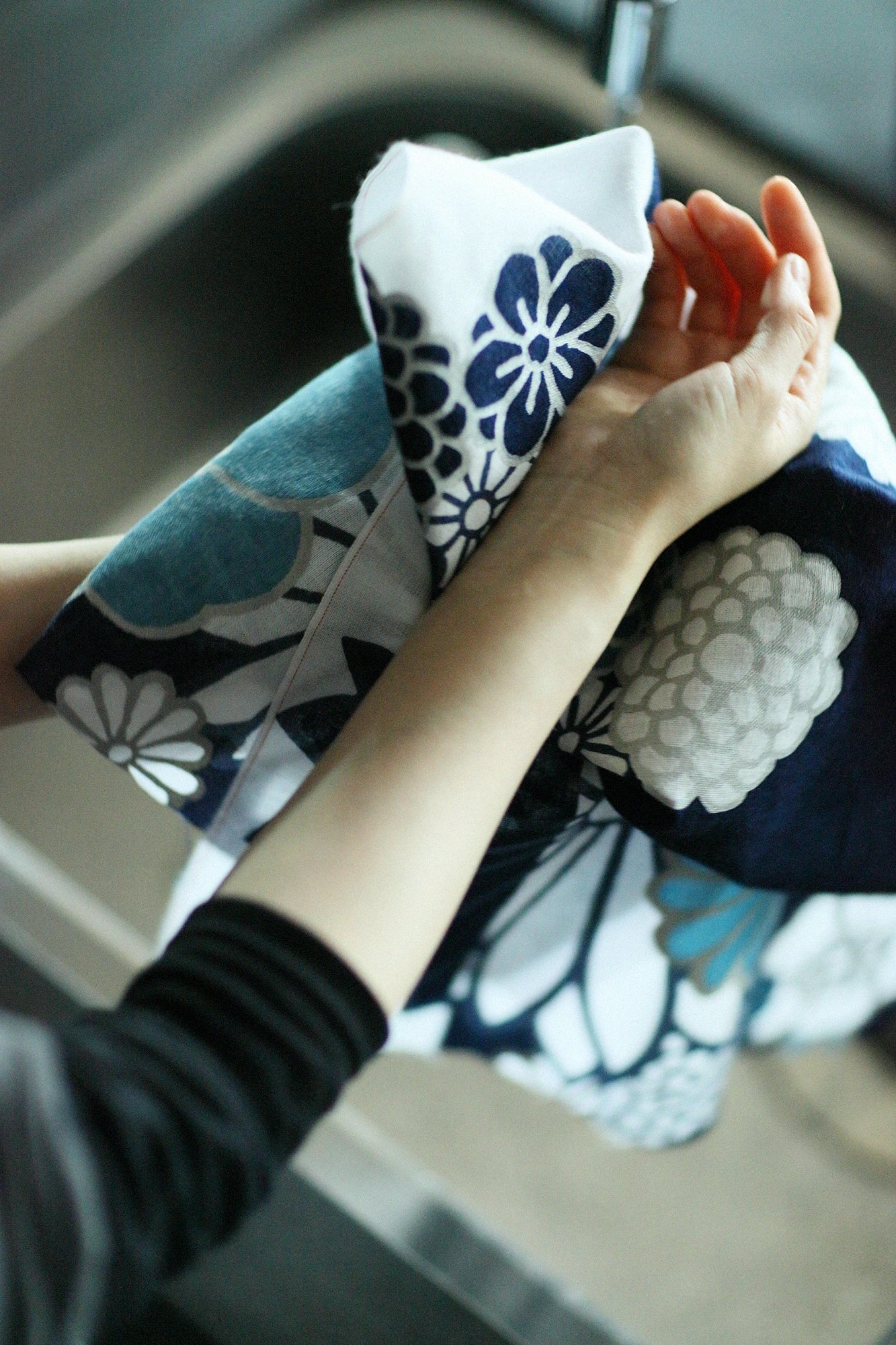 Iseki Ori Textile Handschuhe / Freunde 